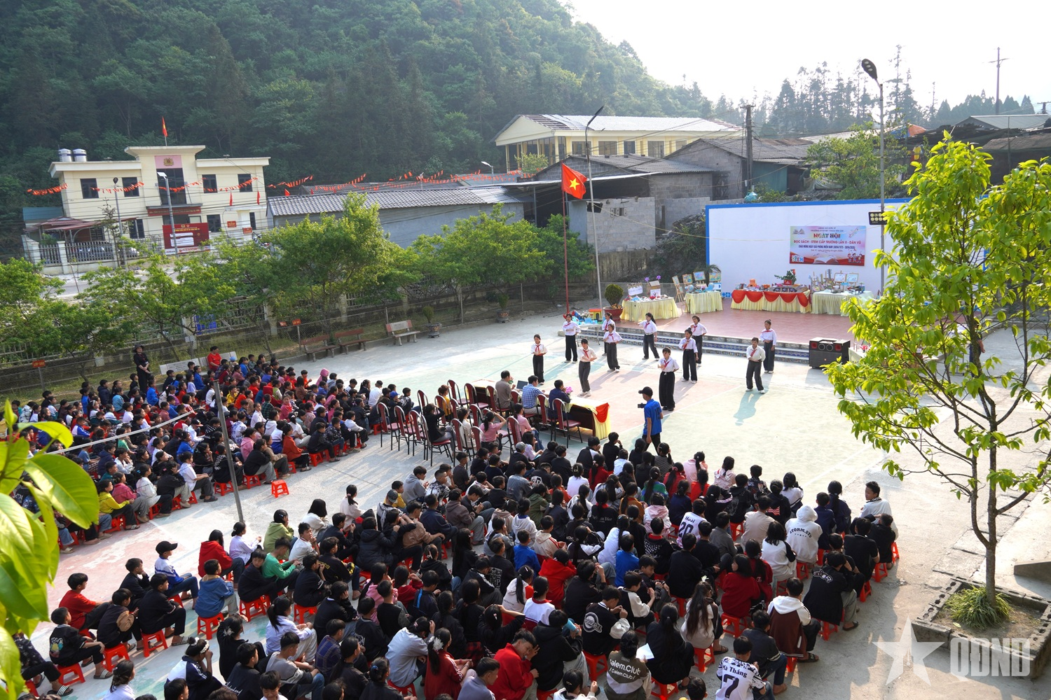 Sôi nổi hoạt động hưởng ứng Ngày Sách và Văn hóa đọc ở xã biên giới Sơn Vĩ, tỉnh Tuyên Quang